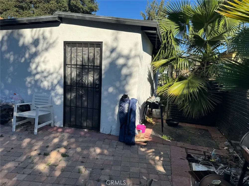 10015 Marcus Tujunga, CA 91042