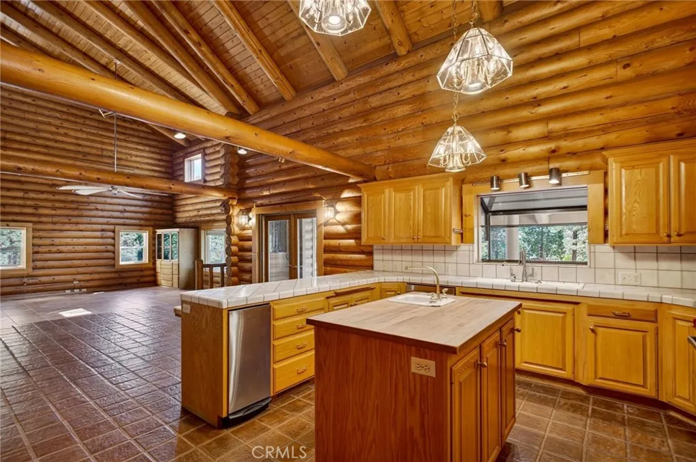 15756 Fitzgerald Court Forest Ranch, CA 95942