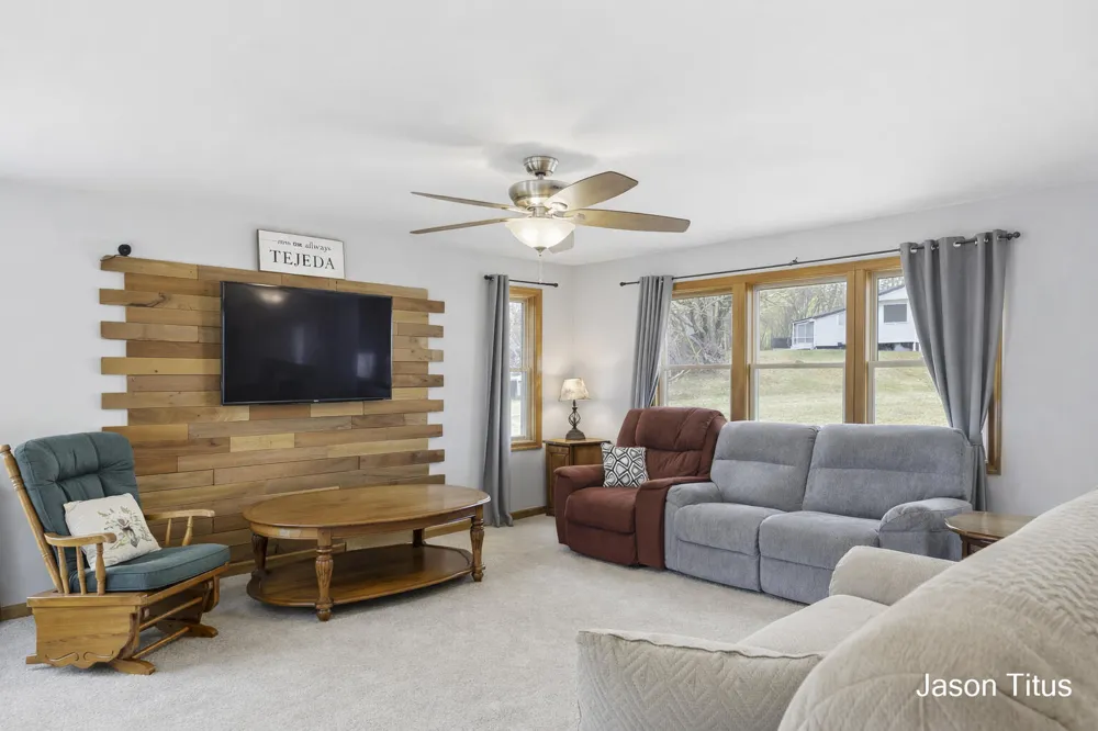 411 Hill Street Ionia, MI 48846