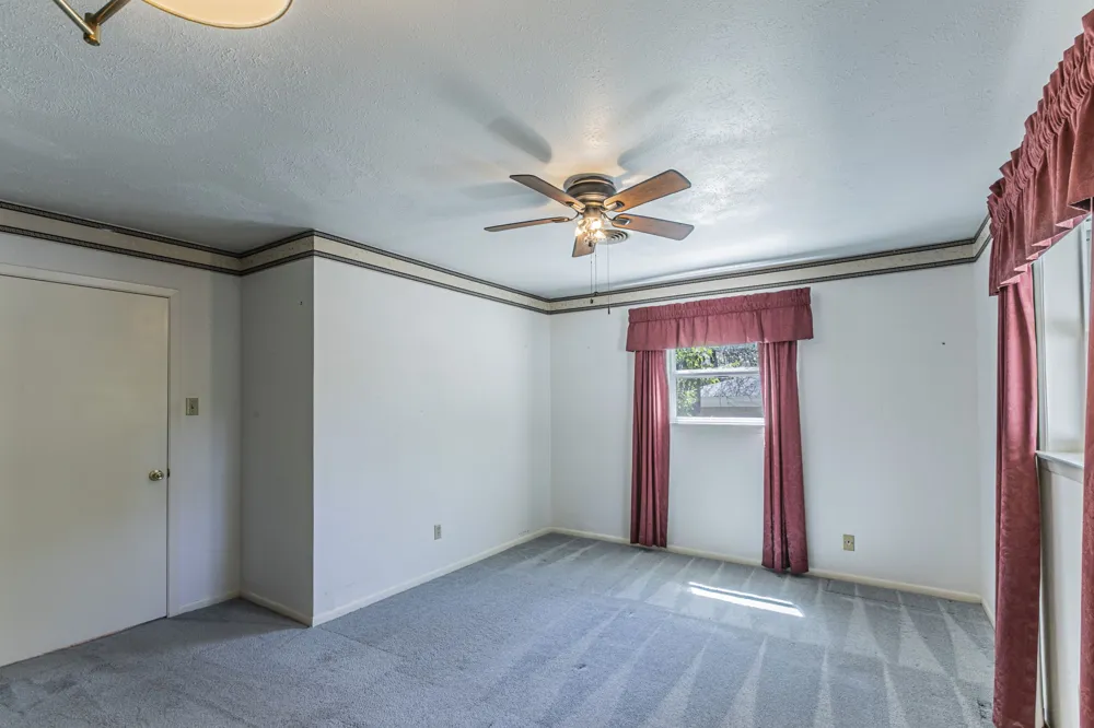 1808 Beal Street Belton, TX 76513