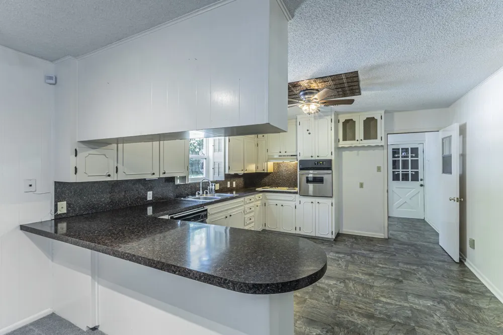 1808 Beal Street Belton, TX 76513