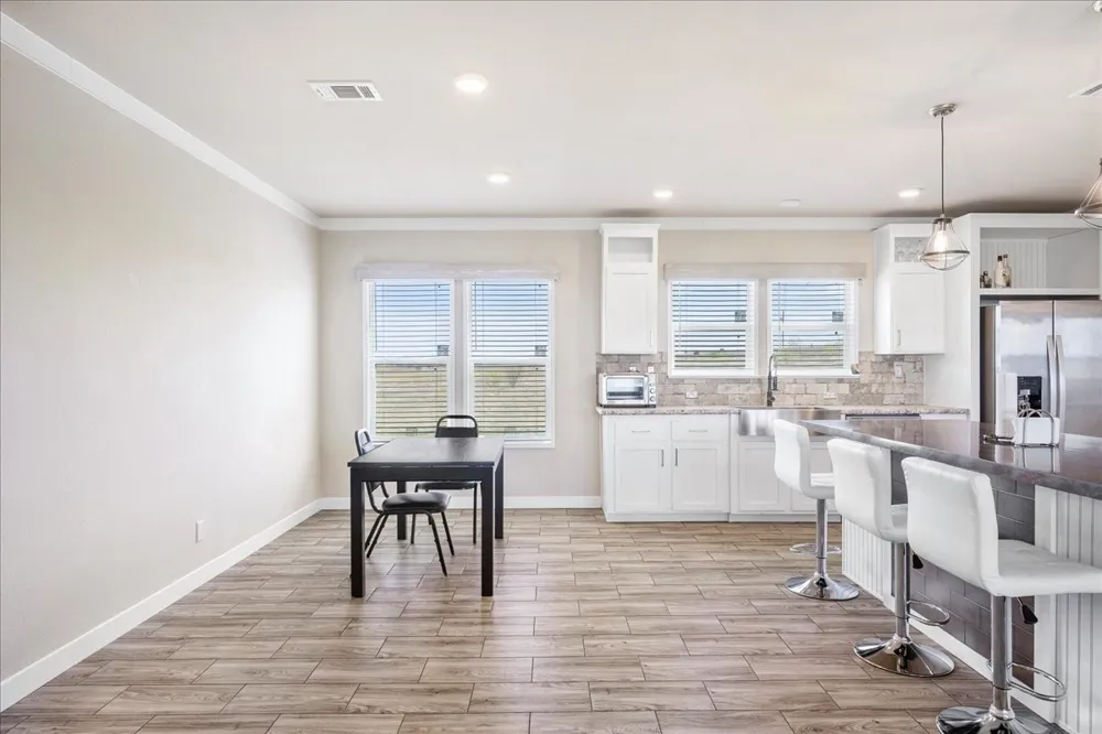 430 County Road 451 Coupland, TX 78615
