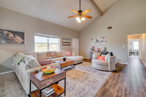 154 Three Oaks Lane