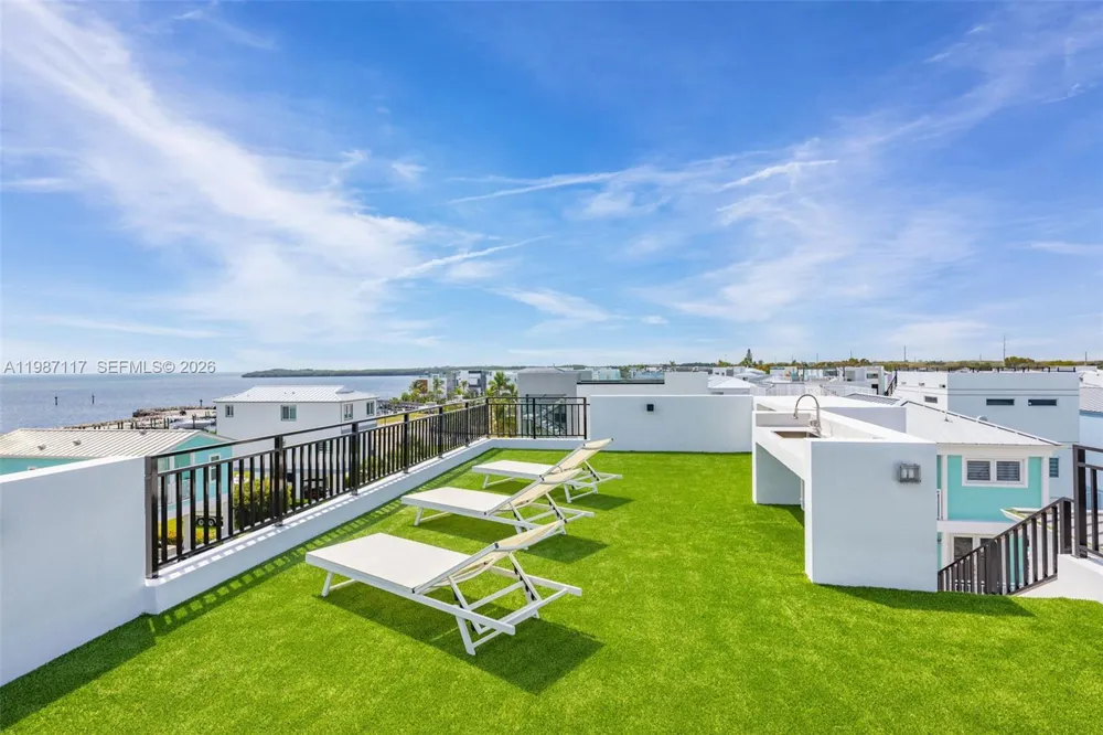 94825 Overseas Hwy 209 Key Largo, FL 33037