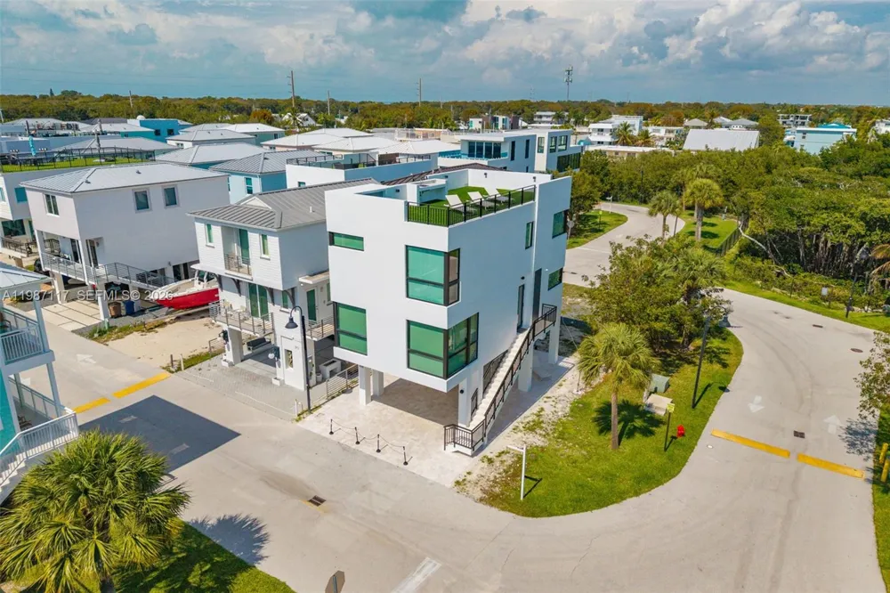 94825 Overseas Hwy 209 Key Largo, FL 33037