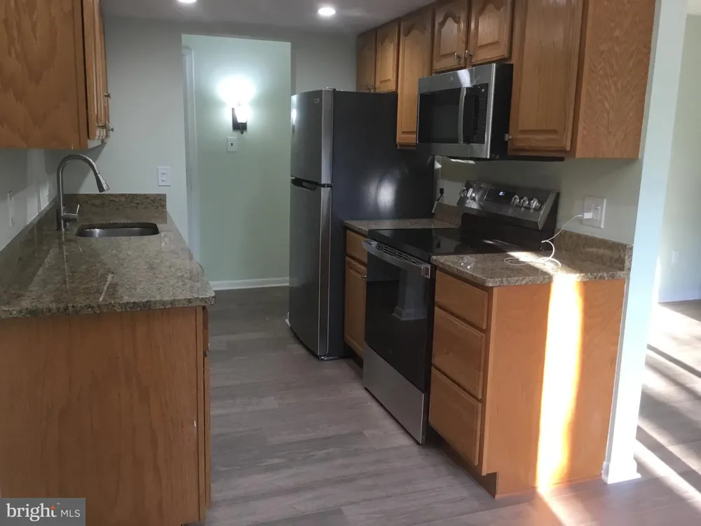 11609 STONEVIEW SQ #11C Reston, VA 20191