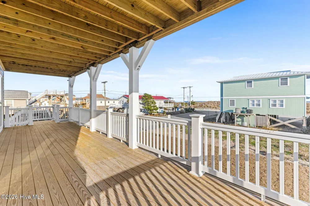 1826 New River Drive Surf City, NC 28445