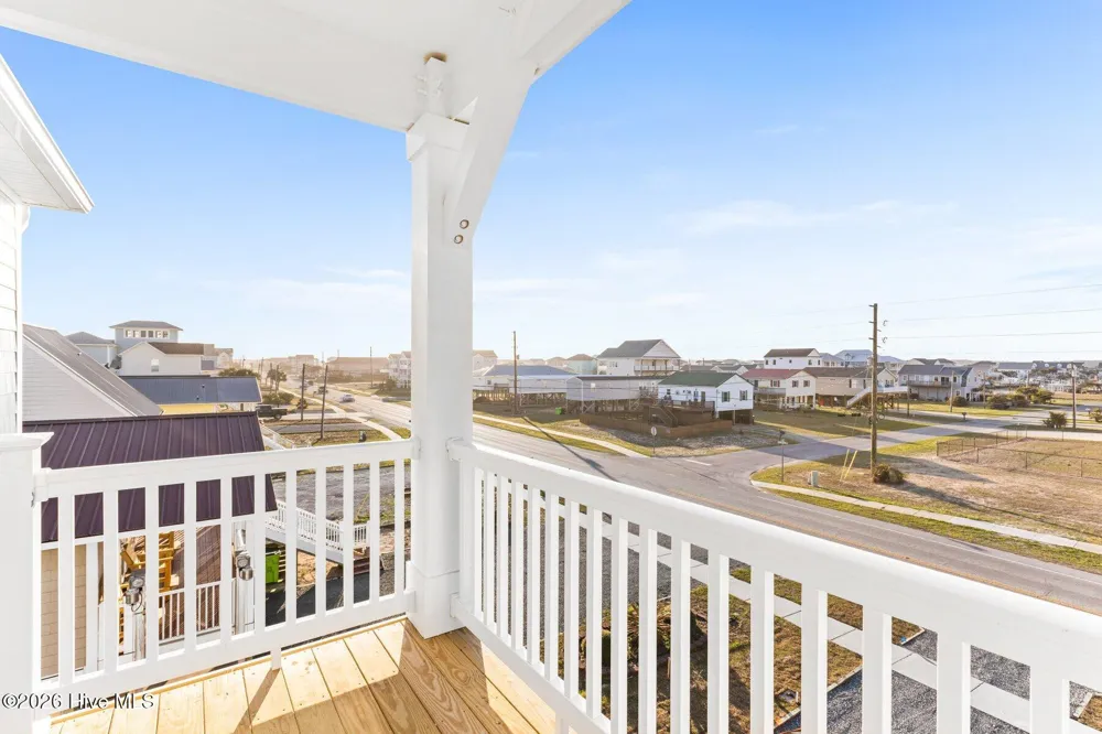 1826 New River Drive Surf City, NC 28445