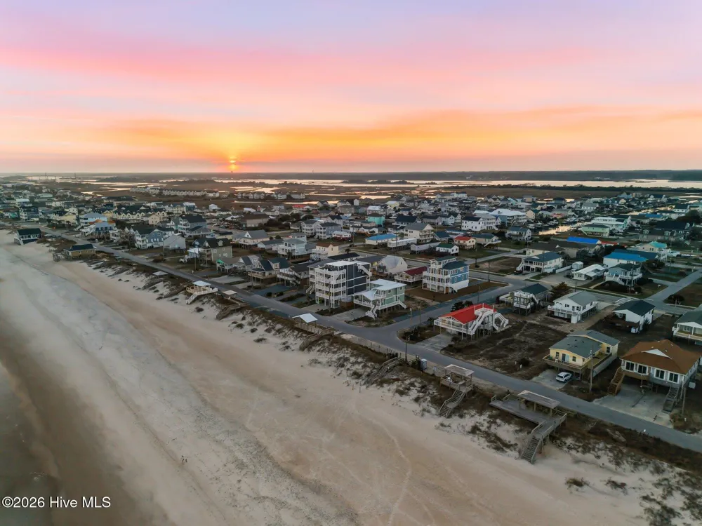1826 New River Drive Surf City, NC 28445