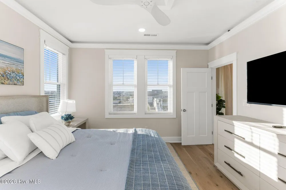1826 New River Drive Surf City, NC 28445