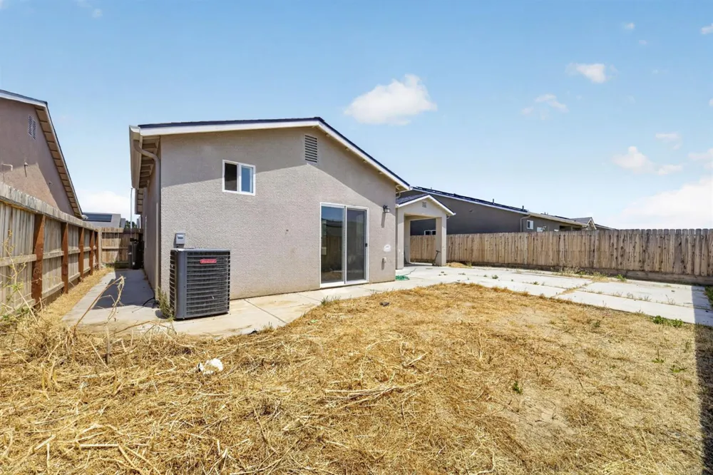 1108 Ventura Street Avenal, CA 93204