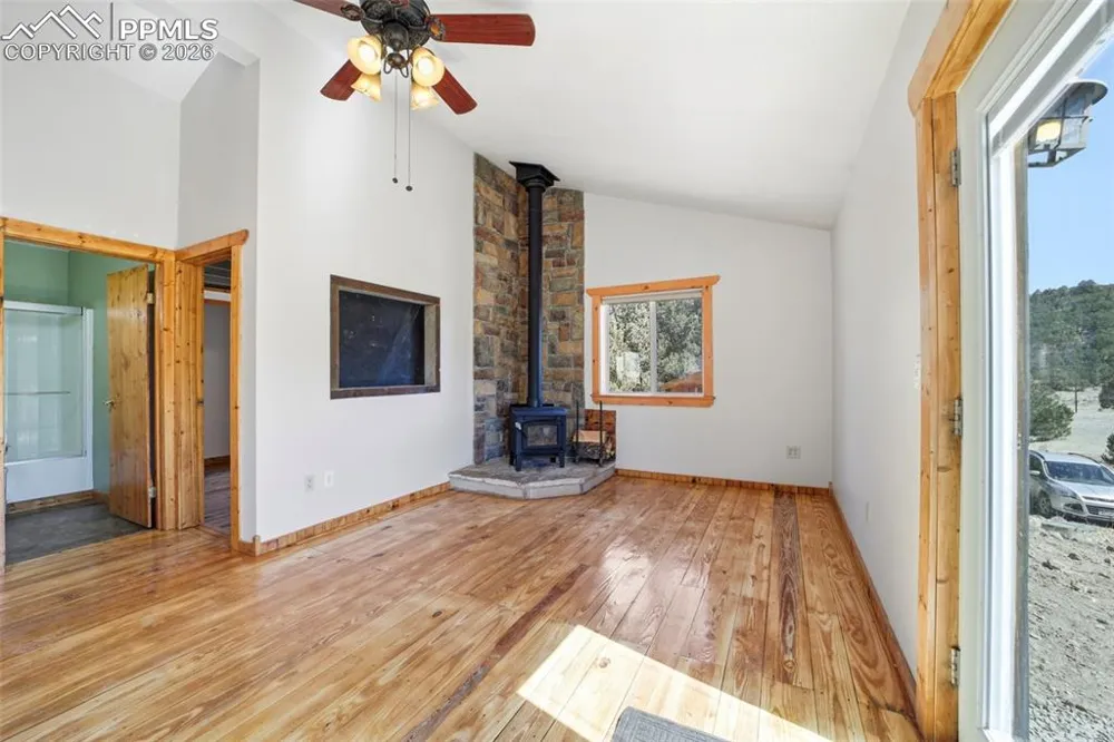 15635 County Road 143 Canon City, CO 81212