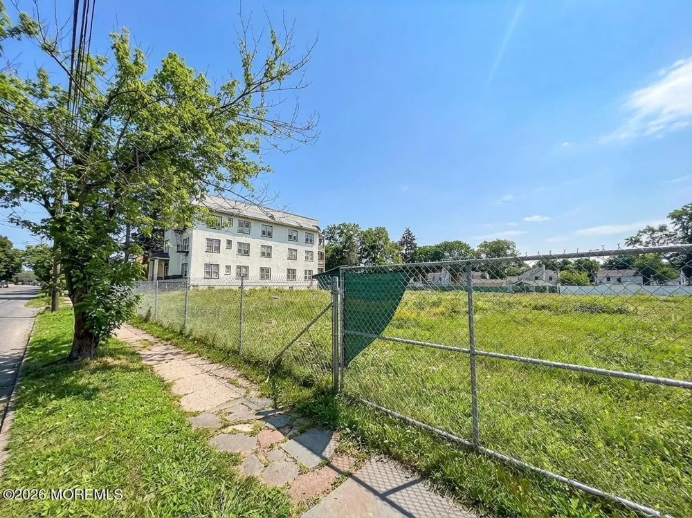 234 E 9th Street Plainfield, NJ 07060