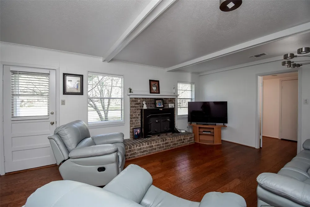 24640 Macedonia Road Hockley, TX 77447
