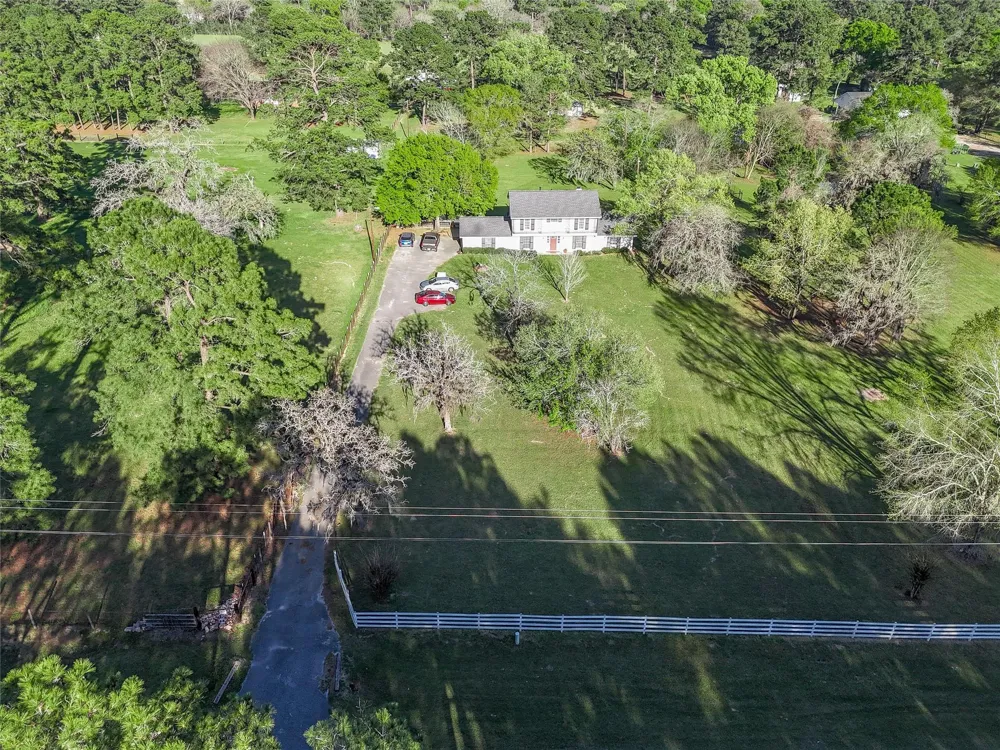 24640 Macedonia Road Hockley, TX 77447