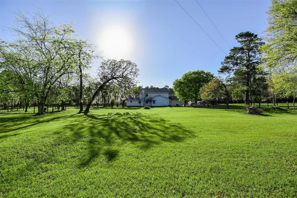 24640 Macedonia Road Hockley, TX 77447