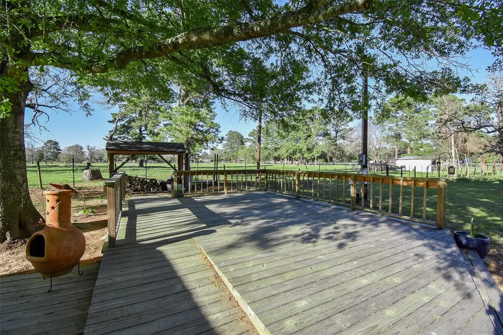24640 Macedonia Road Hockley, TX 77447