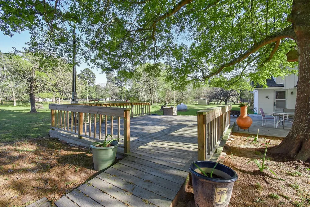 24640 Macedonia Road Hockley, TX 77447