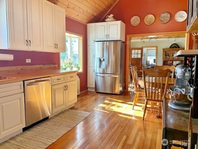 35 Low Ridge Road Malo, WA 99150