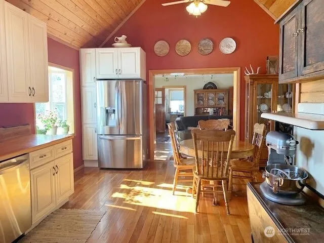 35 Low Ridge Road Malo, WA 99150
