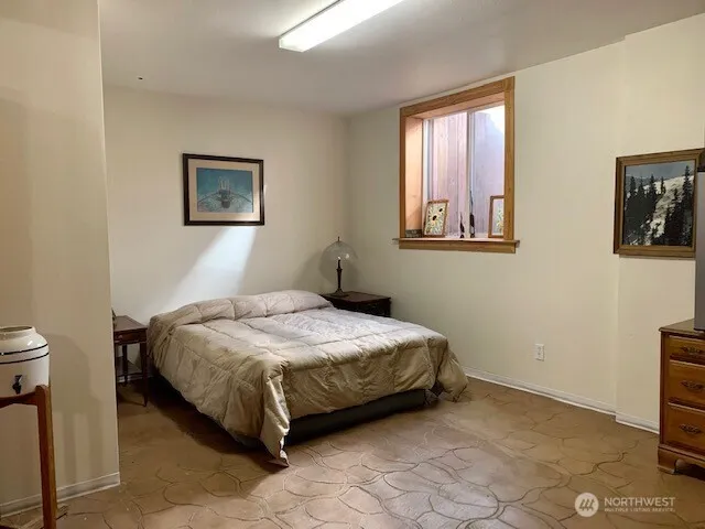 35 Low Ridge Road Malo, WA 99150