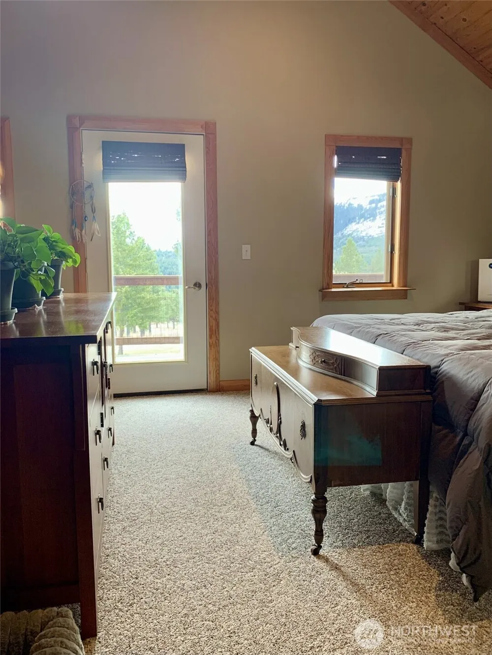 35 Low Ridge Road Malo, WA 99150