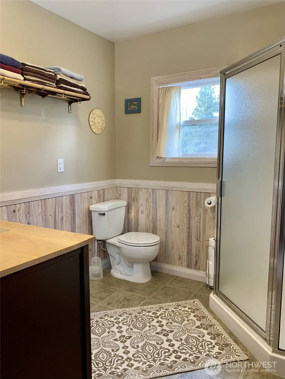 35 Low Ridge Road Malo, WA 99150
