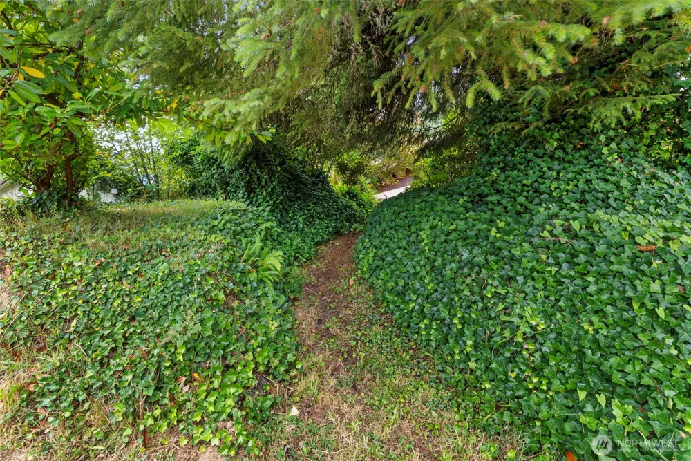 431 B STREET South Bend, WA 98586