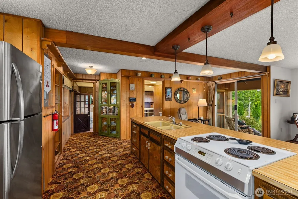 431 B STREET South Bend, WA 98586