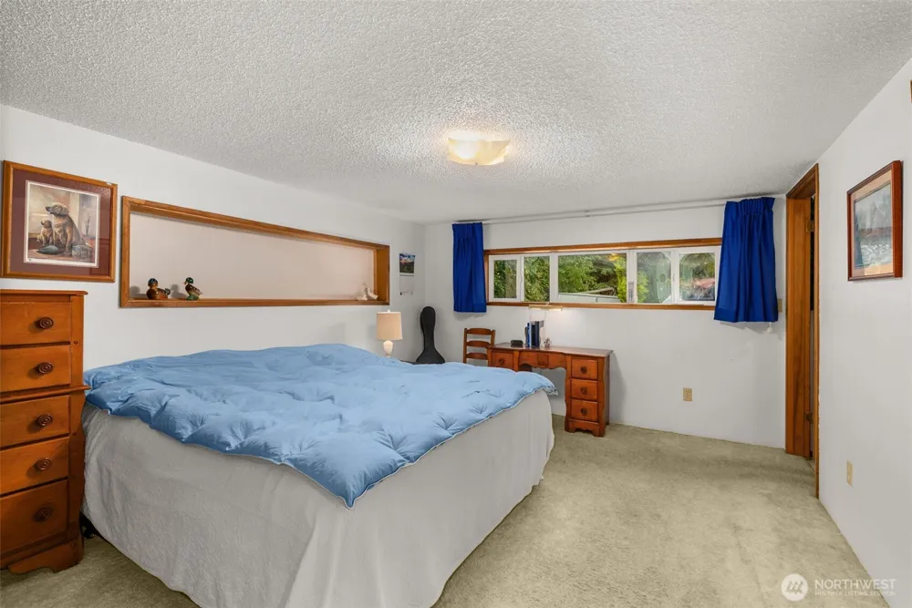 431 B STREET South Bend, WA 98586