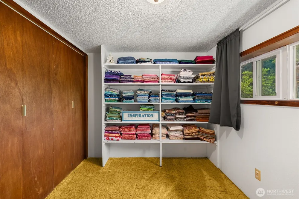 431 B STREET South Bend, WA 98586