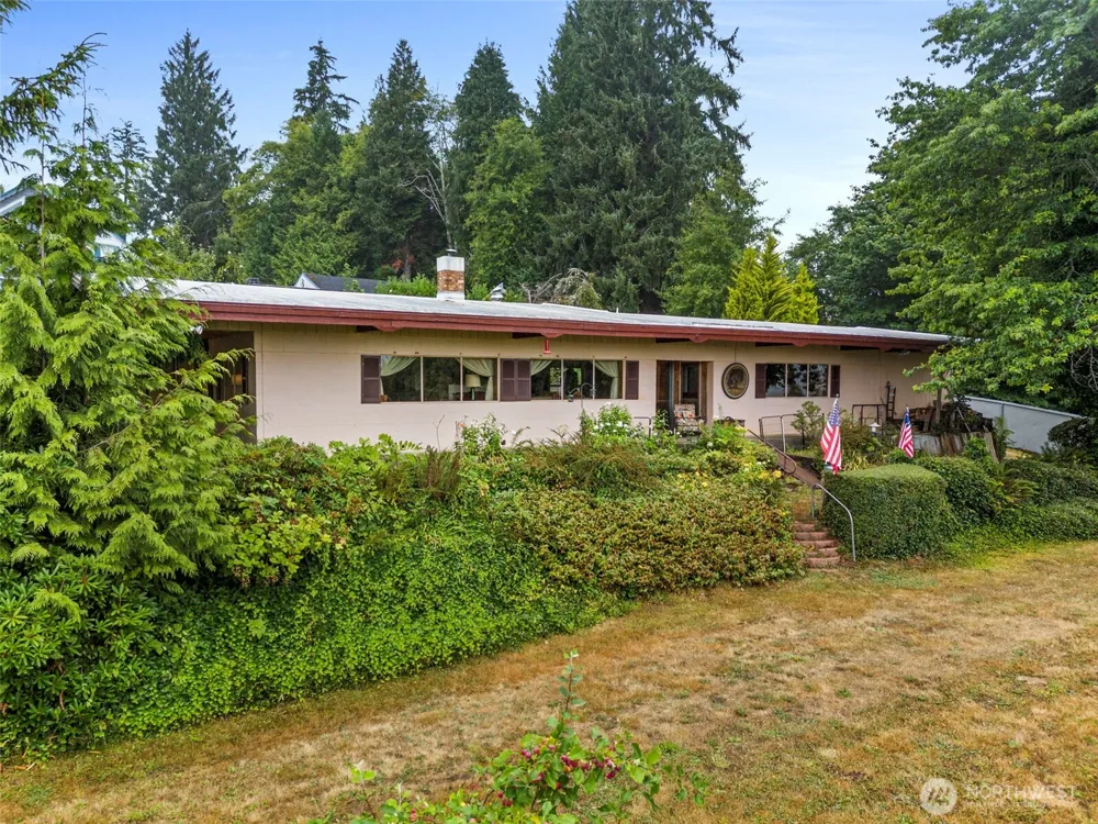 431 B STREET South Bend, WA 98586