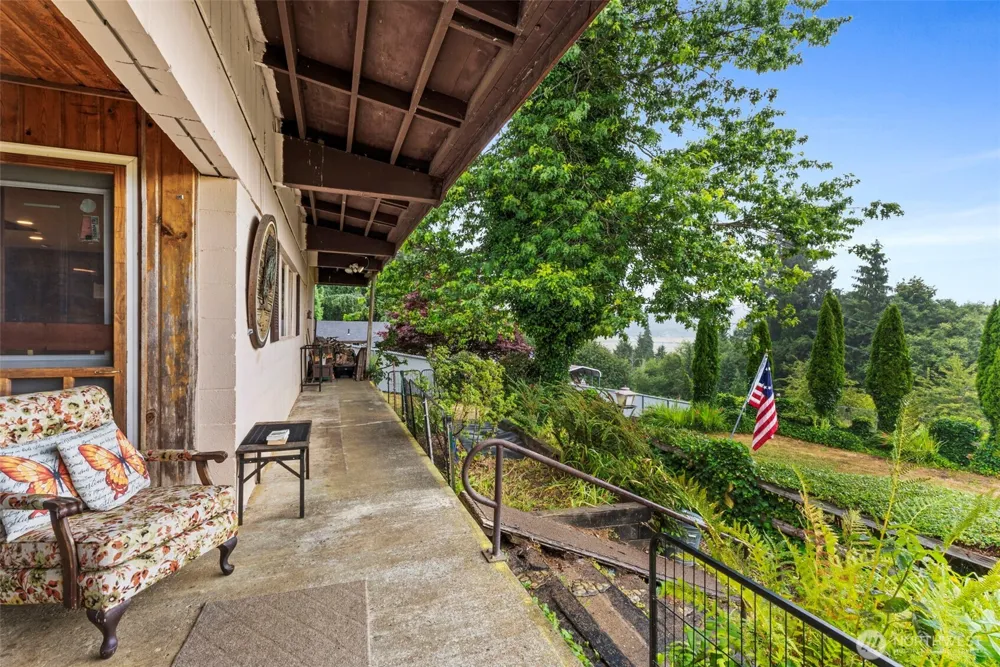 431 B STREET South Bend, WA 98586