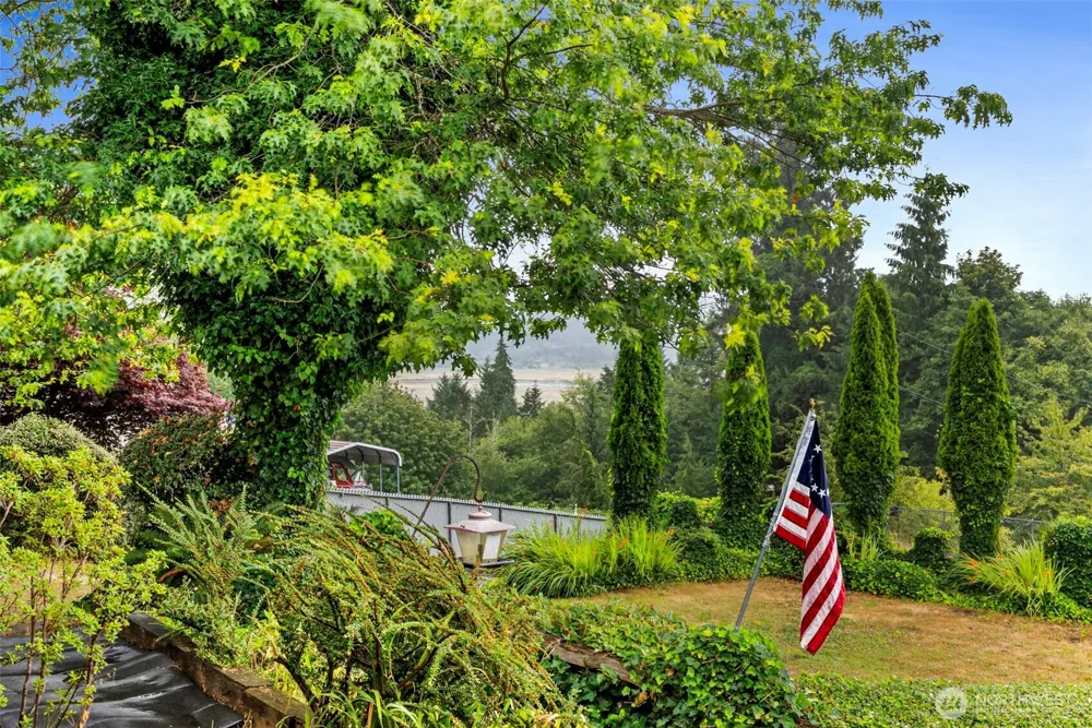 431 B STREET South Bend, WA 98586