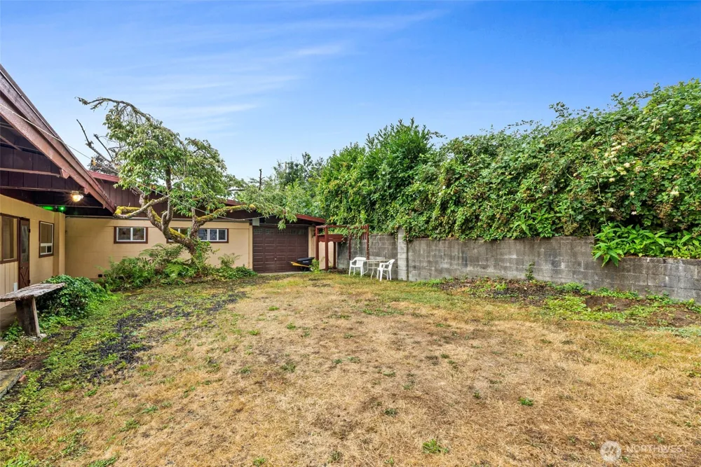 431 B STREET South Bend, WA 98586