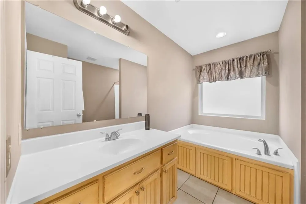 212 Whispering Pine Circle NE White, GA 30184