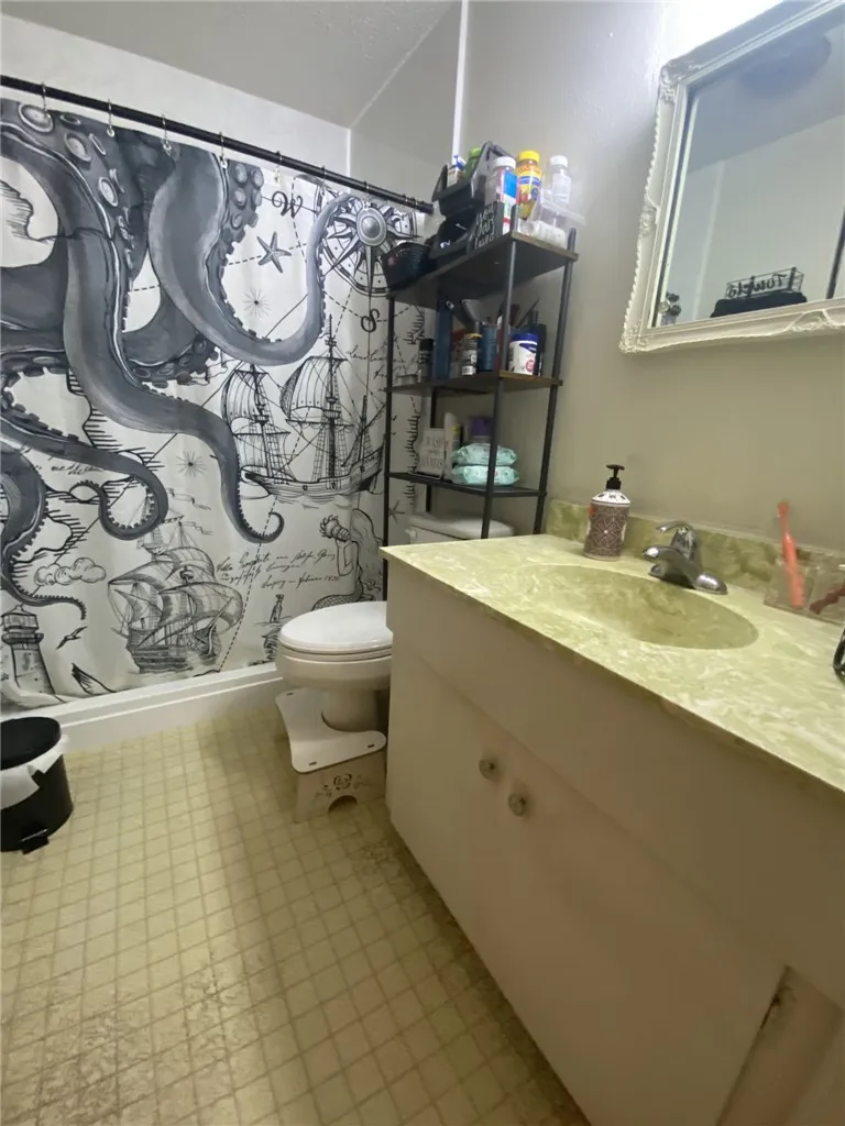 1601 Andrea Street Alice, TX 78332