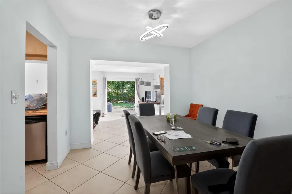 2131 BIARRITZ DRIVE Miami Beach, FL 33141