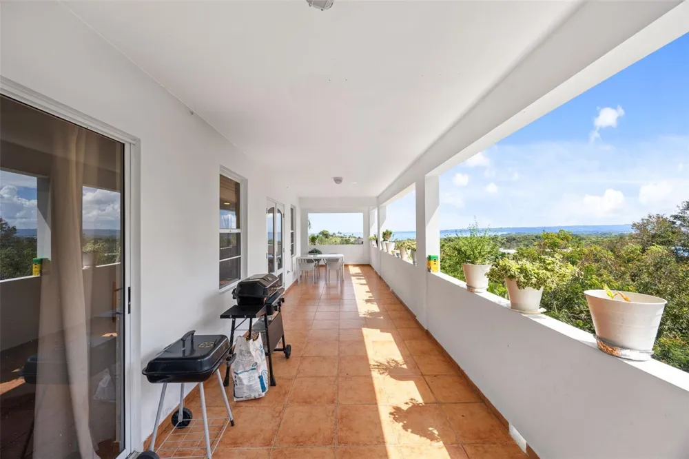 3rd Floor PUNTA LIBERTAD CONDOMINIO #3 Rincon, PR 00677