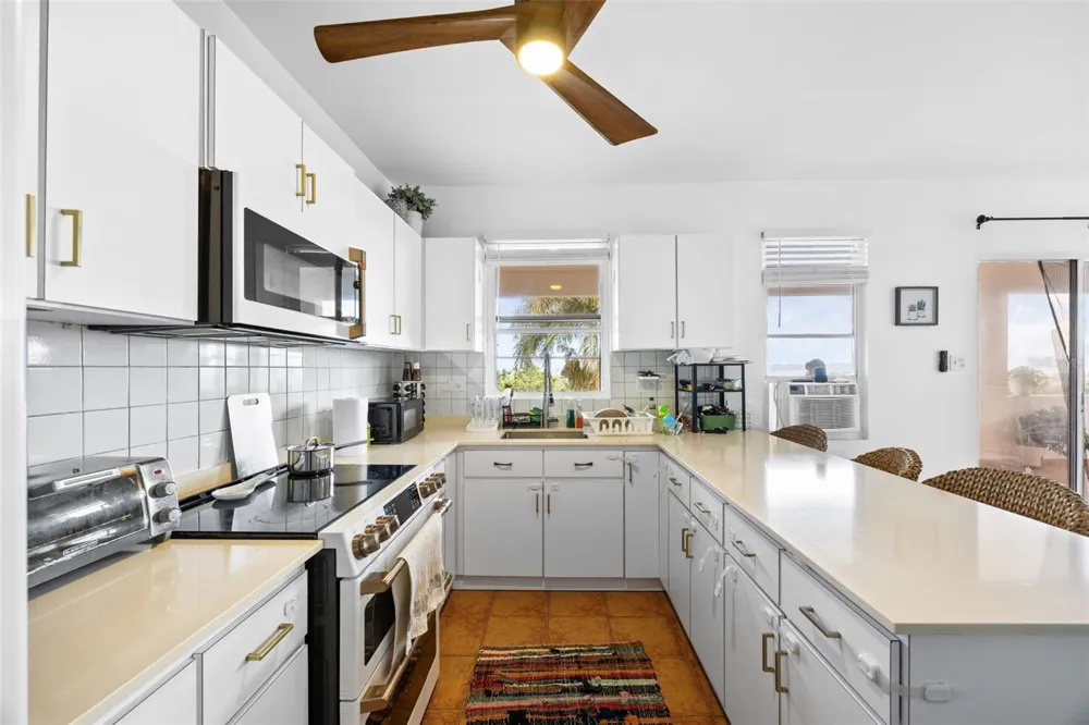 3rd Floor PUNTA LIBERTAD CONDOMINIO #3 Rincon, PR 00677