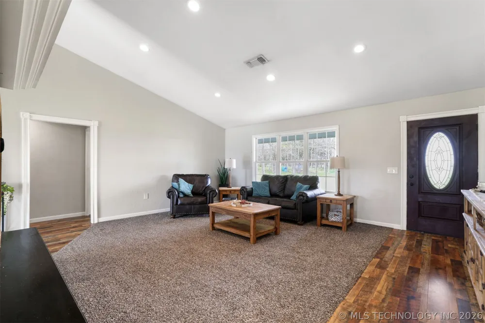 1180 4430 ROAD Valliant, OK 74764