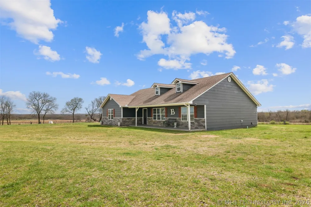 1180 4430 ROAD Valliant, OK 74764