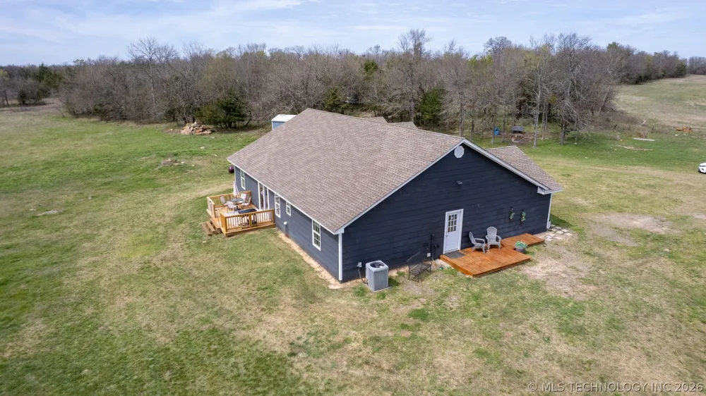 1180 4430 ROAD Valliant, OK 74764