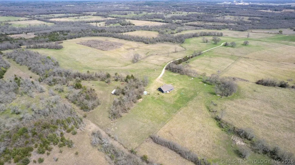 1180 4430 ROAD Valliant, OK 74764