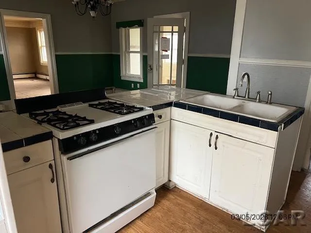 140 Greenly Street Adrian City, MI 49221