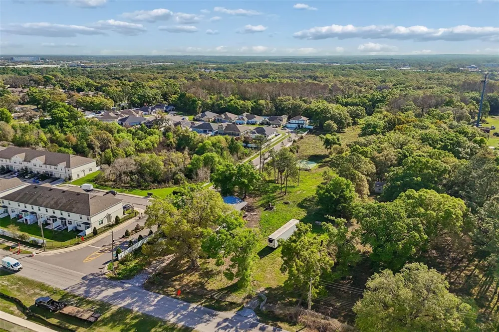 6213 ORIENT ROAD Tampa, FL 33610