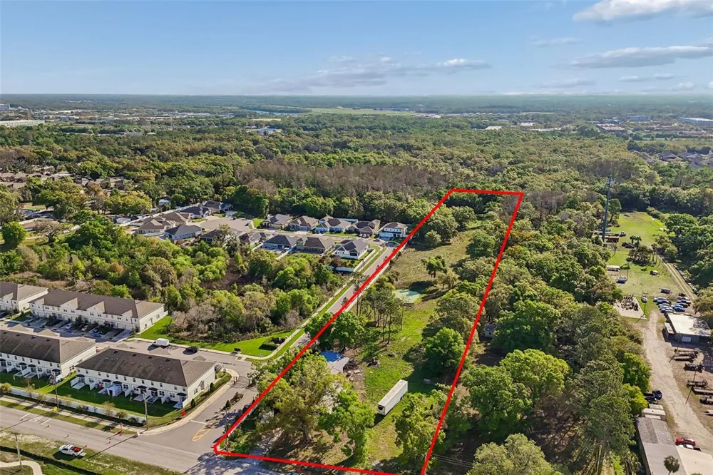 6213 ORIENT ROAD Tampa, FL 33610
