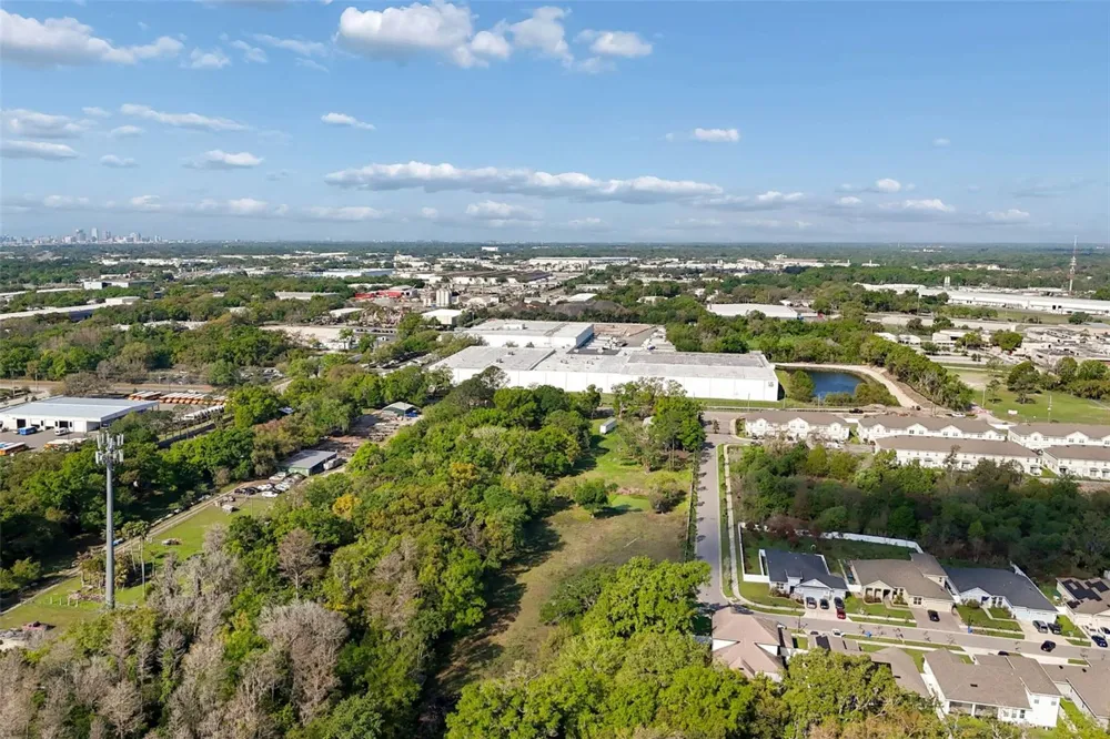 6213 ORIENT ROAD Tampa, FL 33610