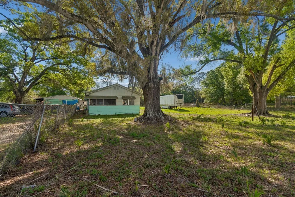 6213 ORIENT ROAD Tampa, FL 33610