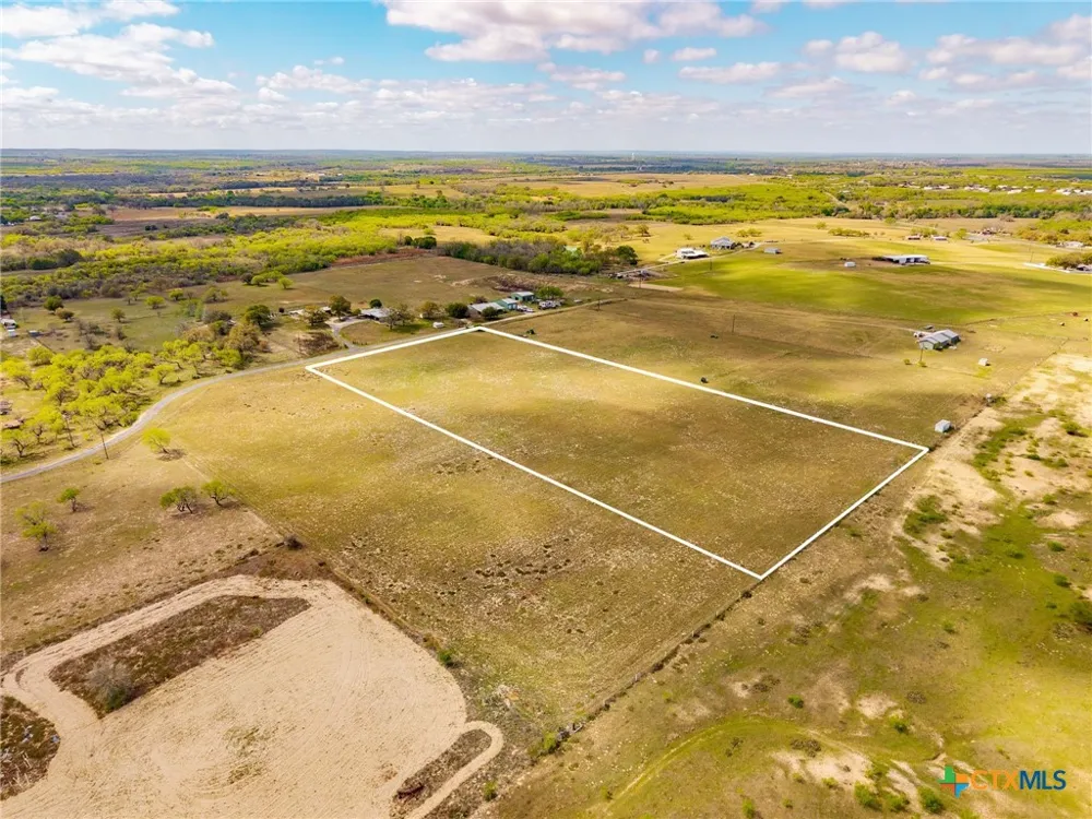 12 Seay World Lane Seguin, TX 78155